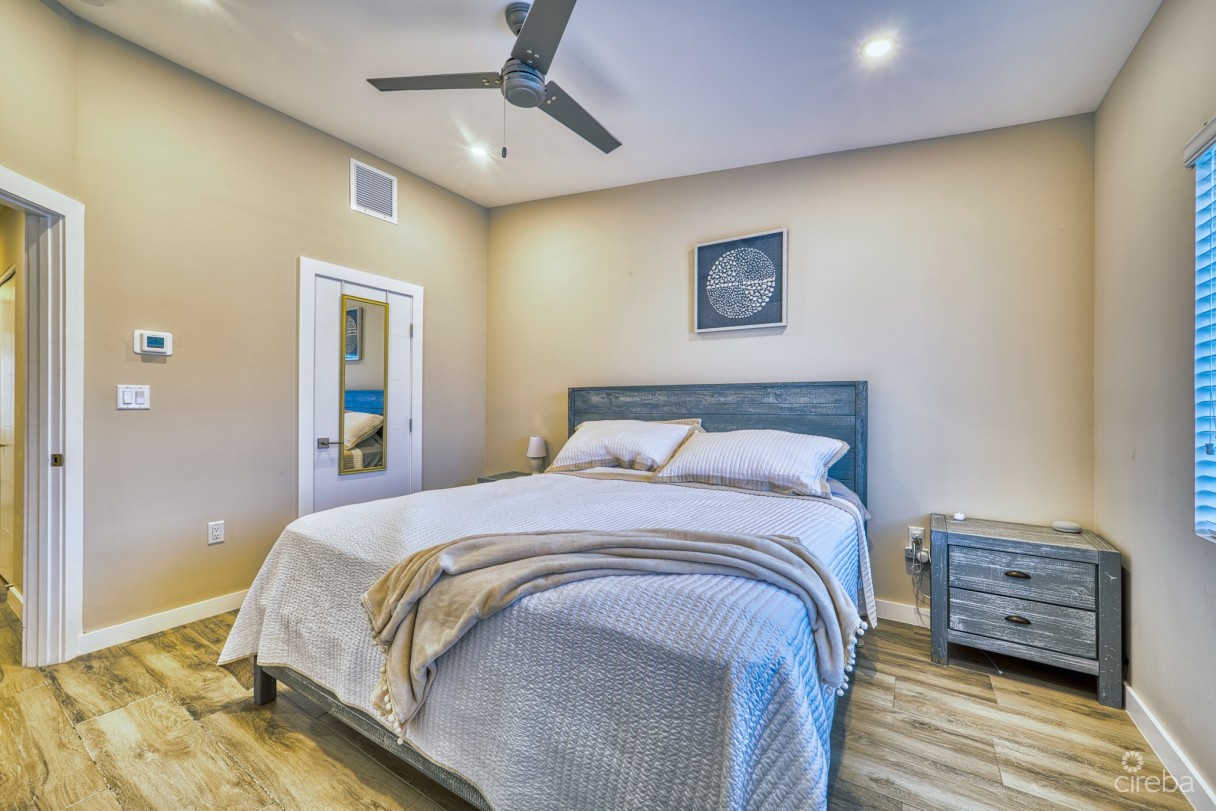 Downtown Reach 801 - Image 5