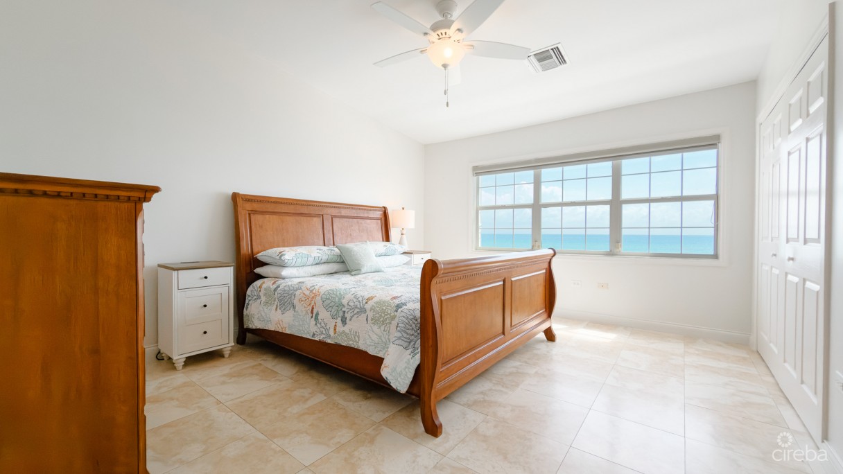 Windsor Village 2 Bed Townhouse - Image 11