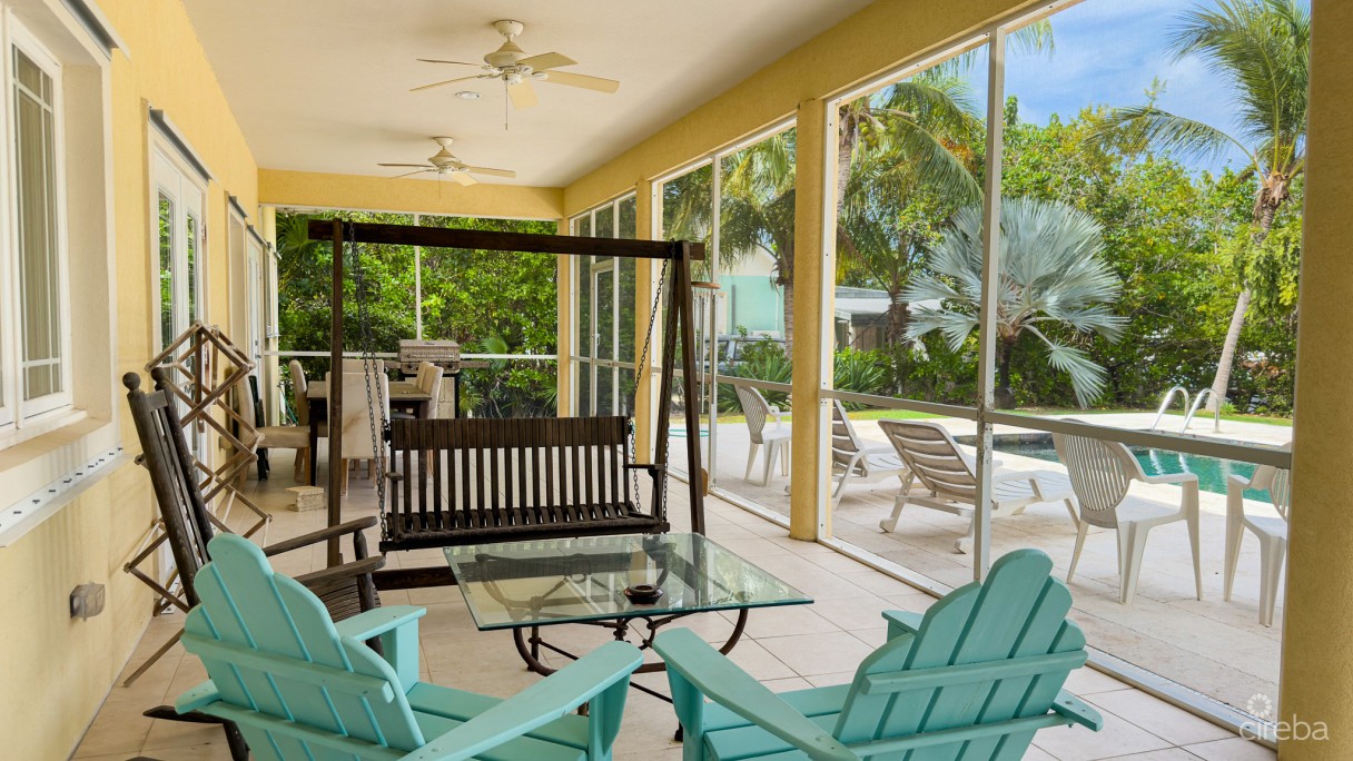Canal Front Home 3 Bed Prospect - Image 10
