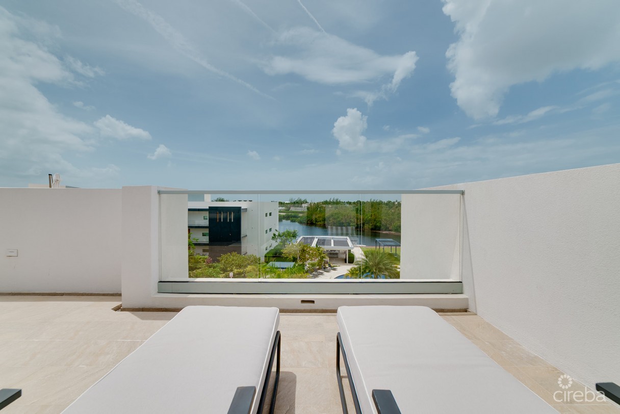 One Canal Point Penthouse With Covered Roof Terrace - Image 17