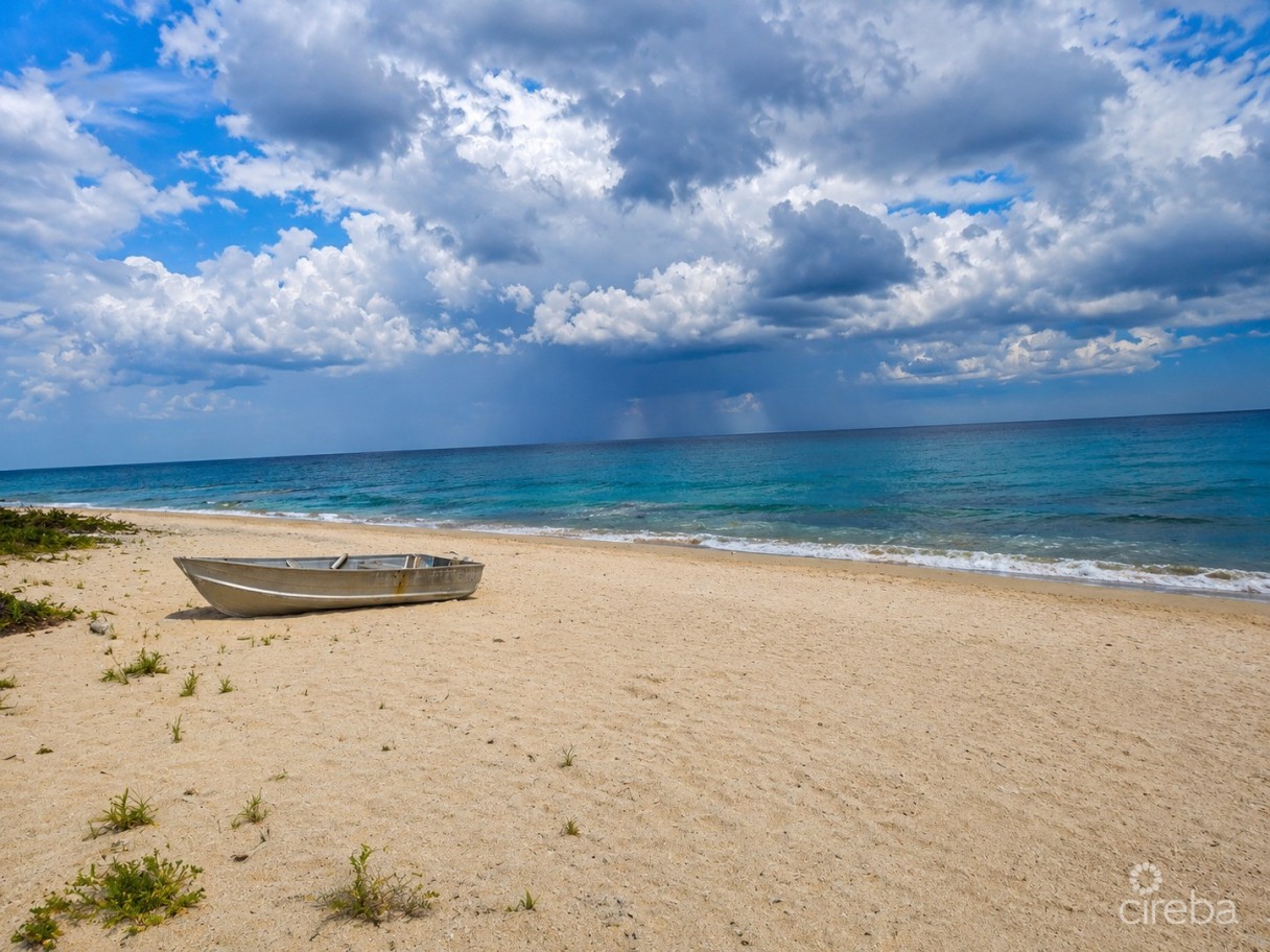 Secret Beach - Image 12