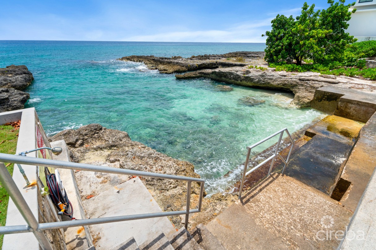 Caribbean Courts 8b, Oceanfront Condo - Image 22