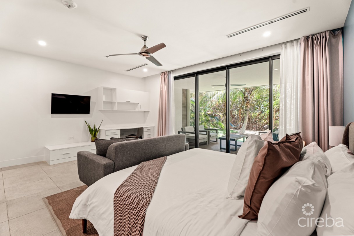 Vida 104, Boutique Retreat - Image 1