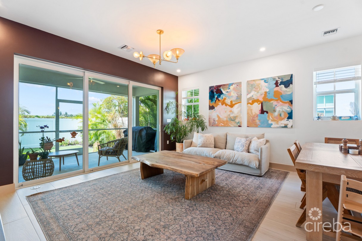 Periwinkle 51, 3 Bedroom Townhome