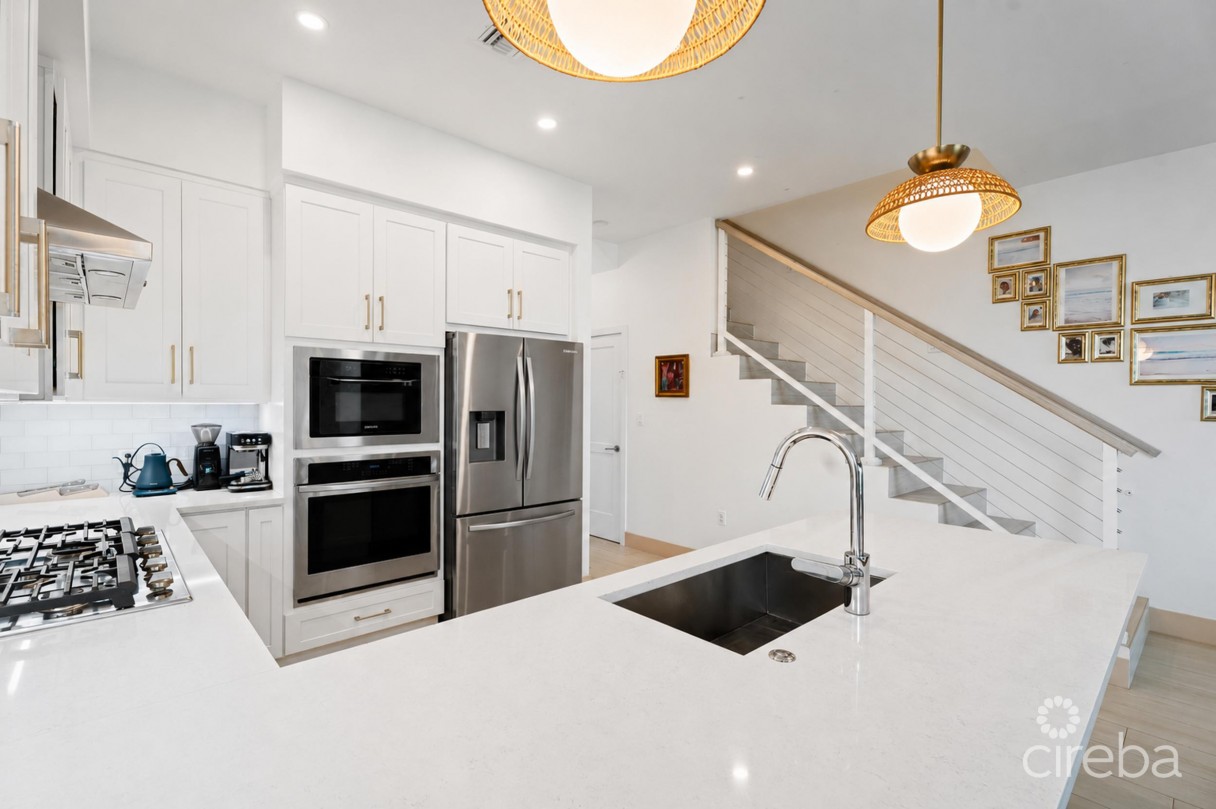 Periwinkle 51, 3 Bedroom Townhome - Image 6