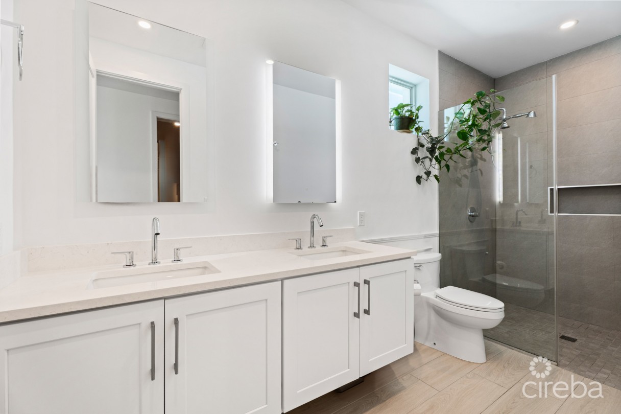 Periwinkle 51, 3 Bedroom Townhome - Image 18