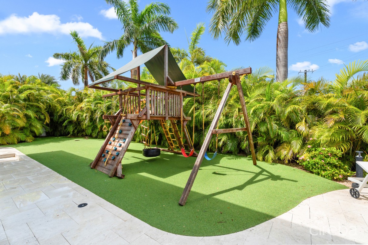Periwinkle 51, 3 Bedroom Townhome - Image 29