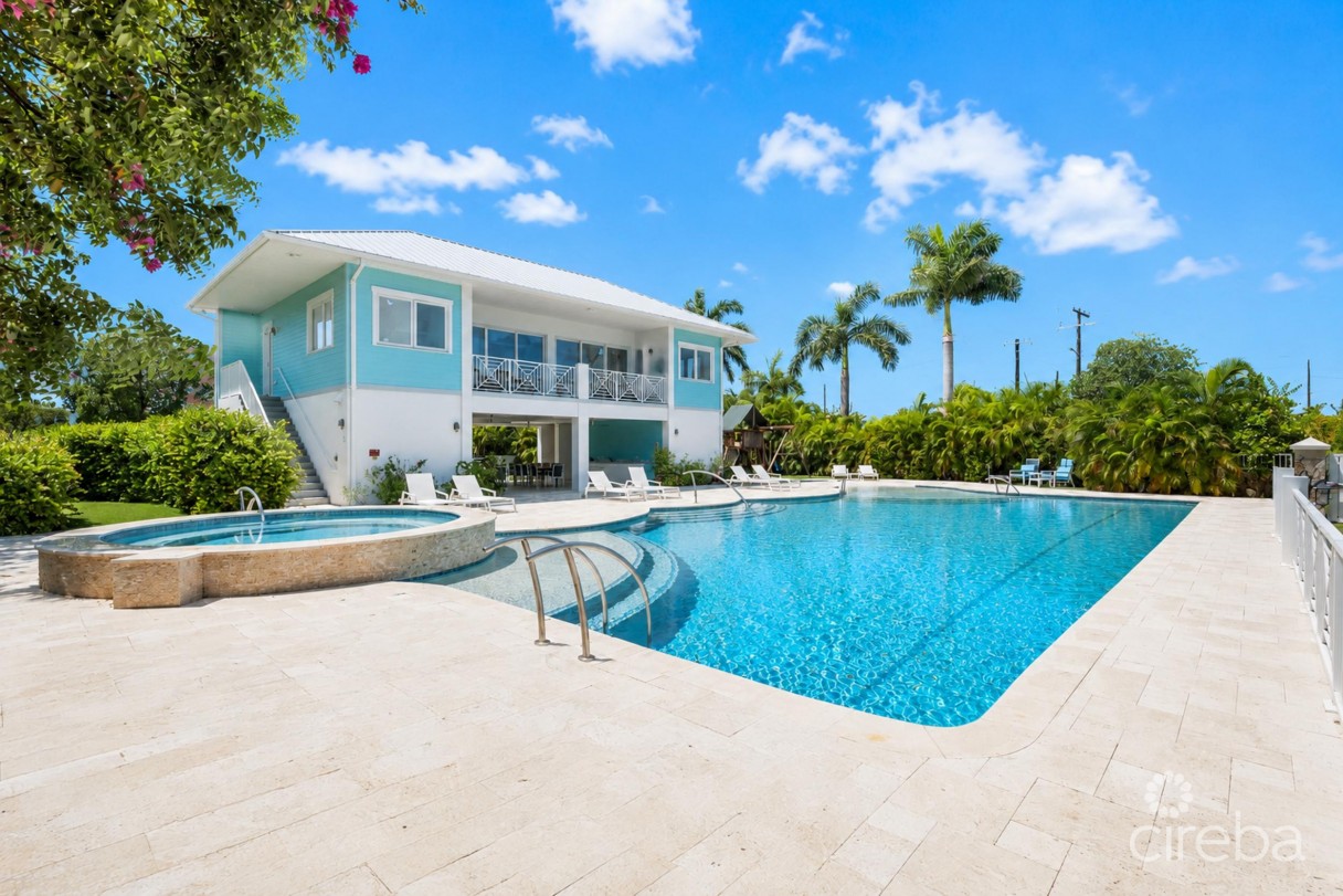 Periwinkle 51, 3 Bedroom Townhome - Image 32