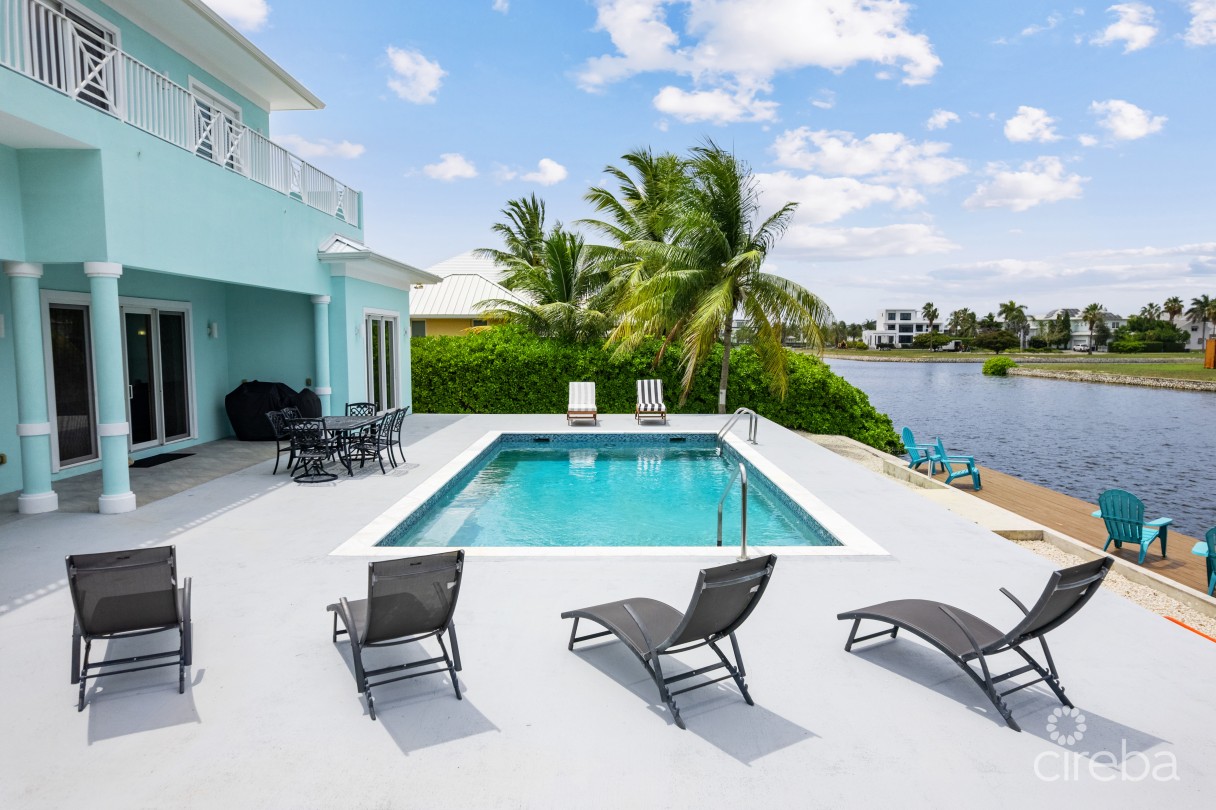 Crystal Harbour Waterfront Home - Image 5