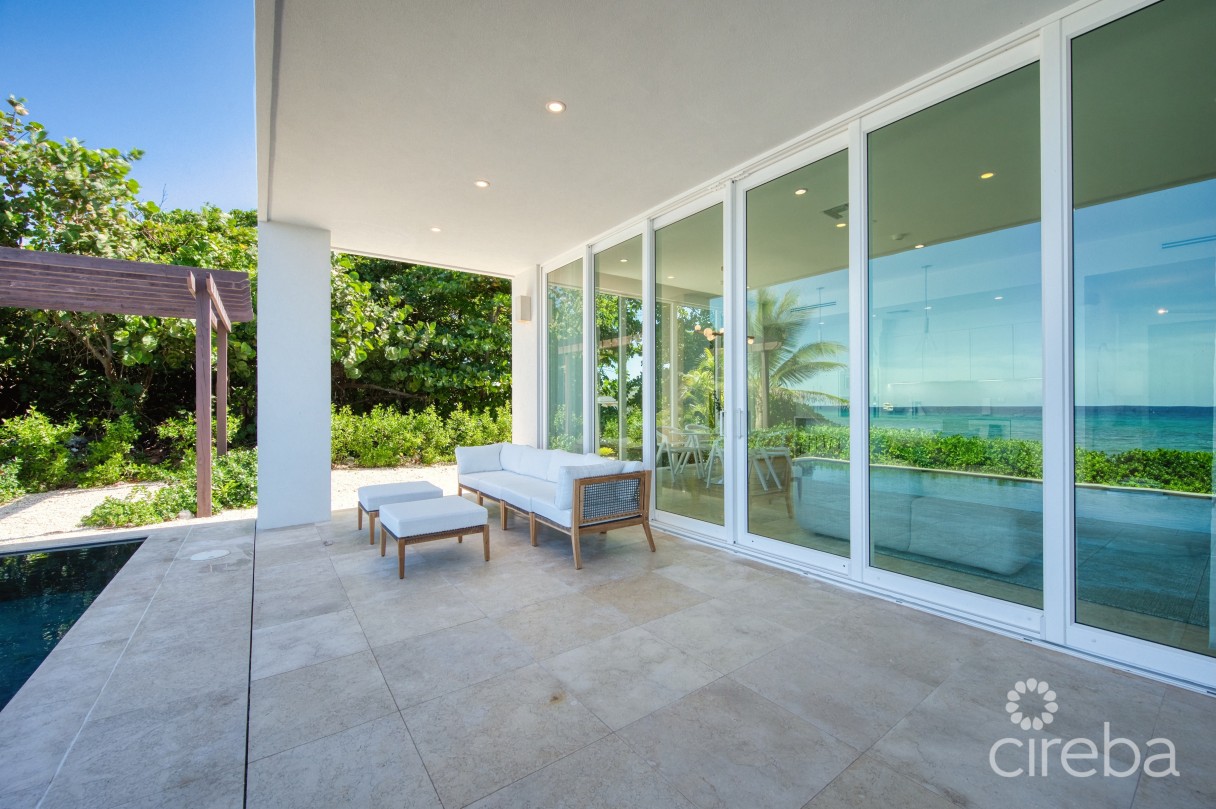 Seaside Hideaway - Fully Renovated Beachfront Gem - Image 18