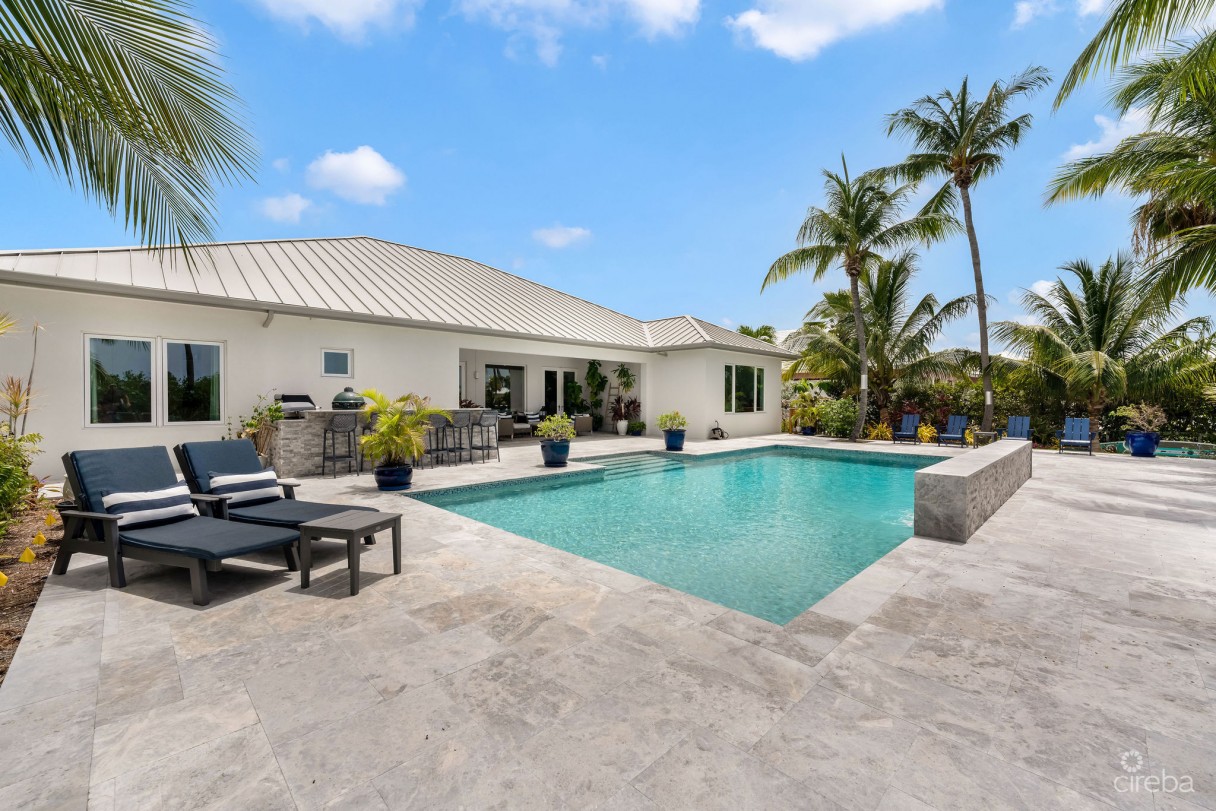 Coconut Cove, The Shores Family Home - Image 19