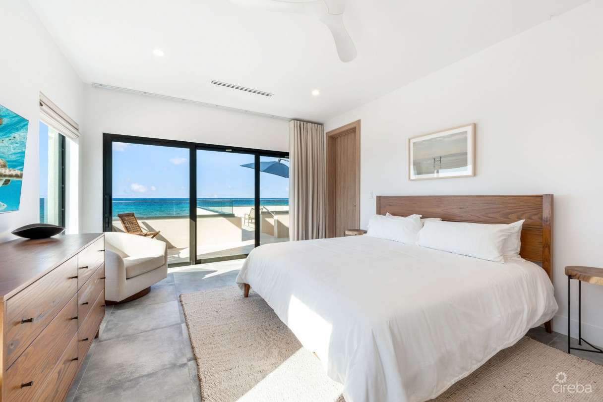 5 Bed Beach Front Estate - Halcyon Point - Image 12