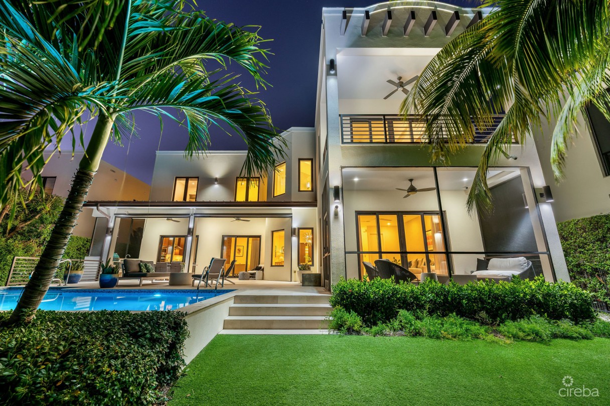 Cypress Pointe North Stand Alone Residence In  Crystal Harbour - Image 26