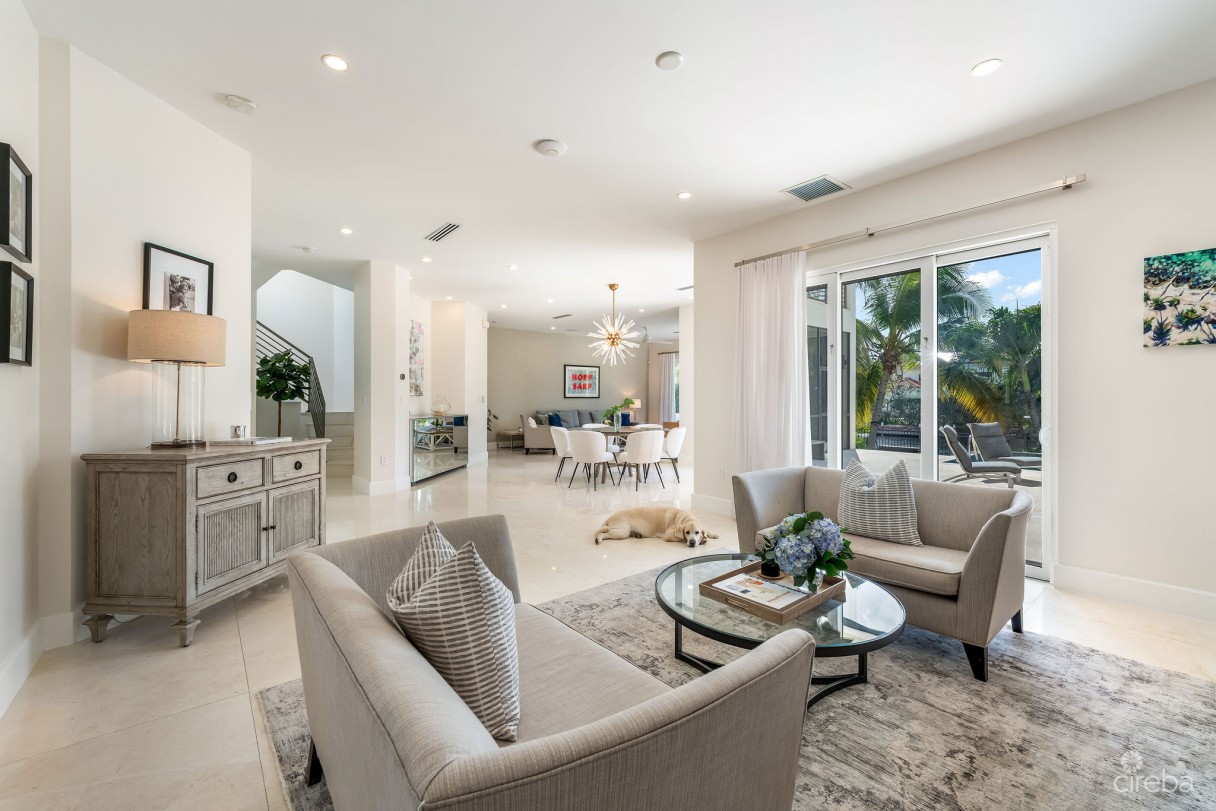 Cypress Pointe North Stand Alone Residence In  Crystal Harbour - Image 7
