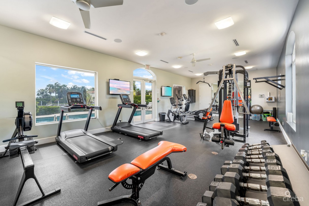 Cypress Pointe North Stand Alone Residence In  Crystal Harbour - Image 28