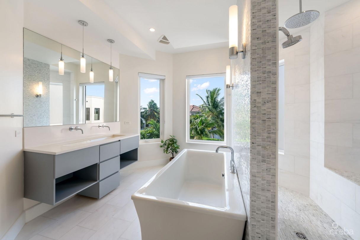 Cypress Pointe North Stand Alone Residence In  Crystal Harbour - Image 17