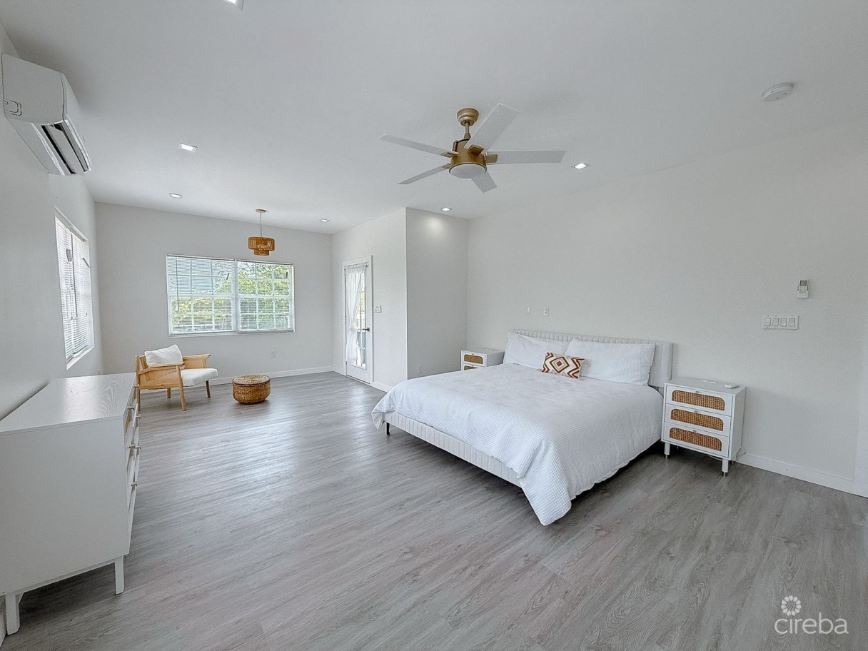 Little Cayman 4 Bedroom Residential Home - Image 3