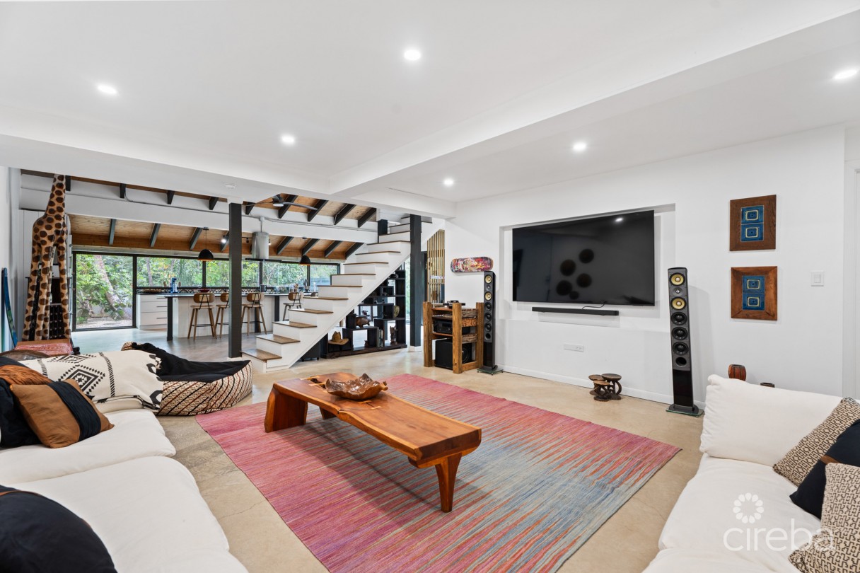 Pura Vida, South Sound Home - Image 1