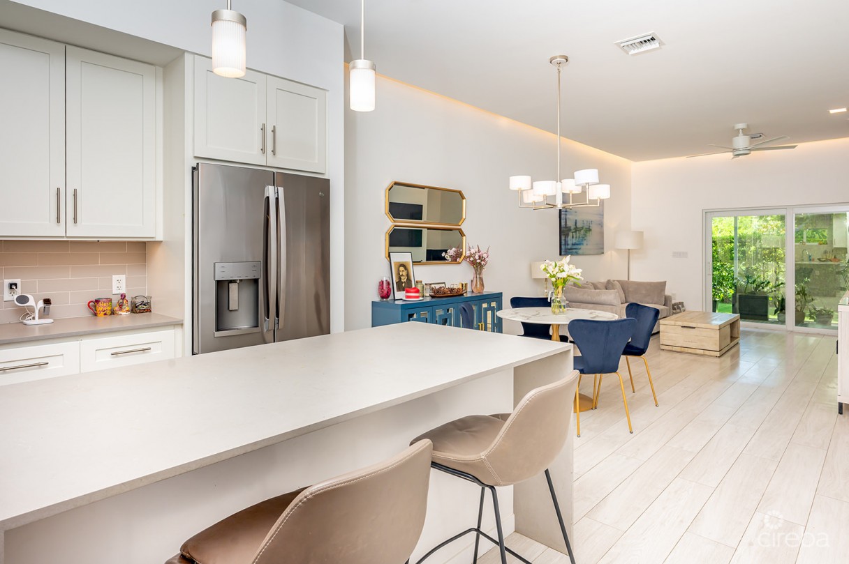 Vivi 8, Two Bedroom Townhome - Image 1