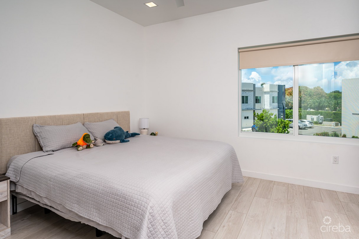 Vivi 8, Two Bedroom Townhome - Image 7