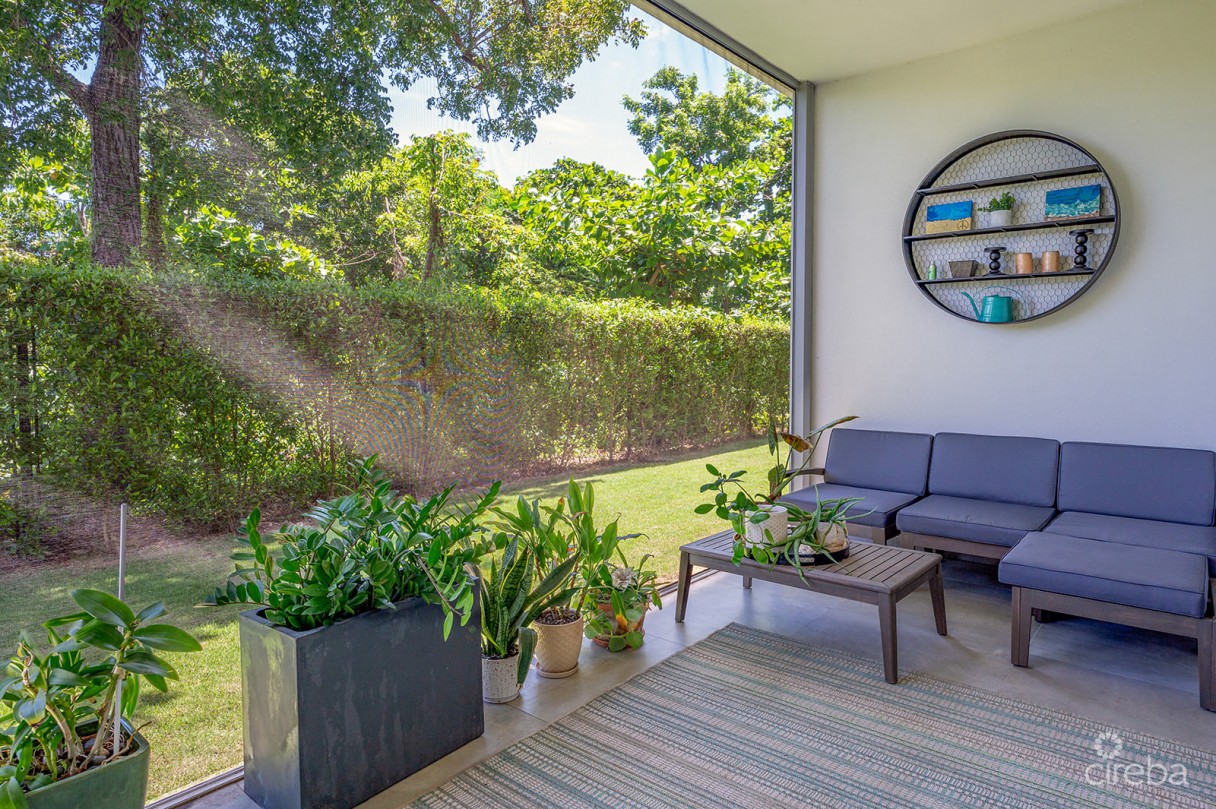 Vivi 8, Two Bedroom Townhome - Image 11