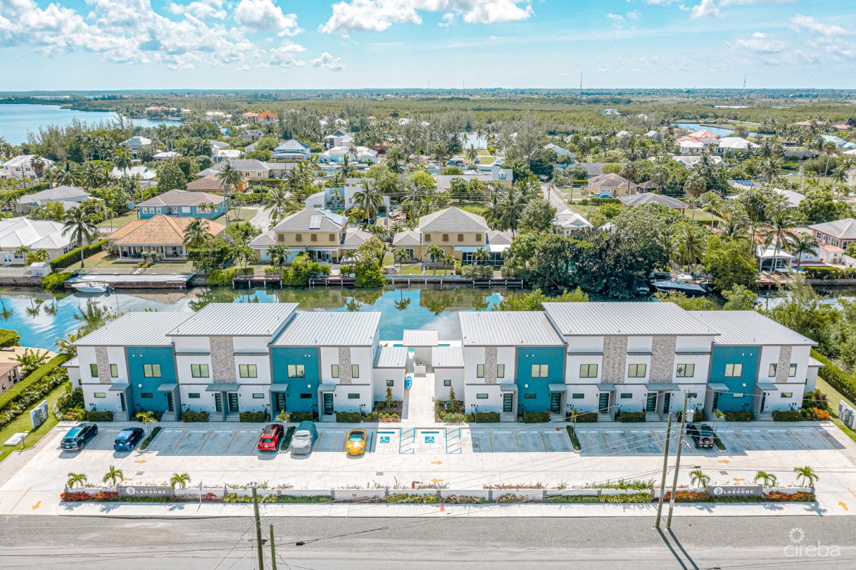 The Lagoons 3 Bed Waterfront Townhouse - Image 29