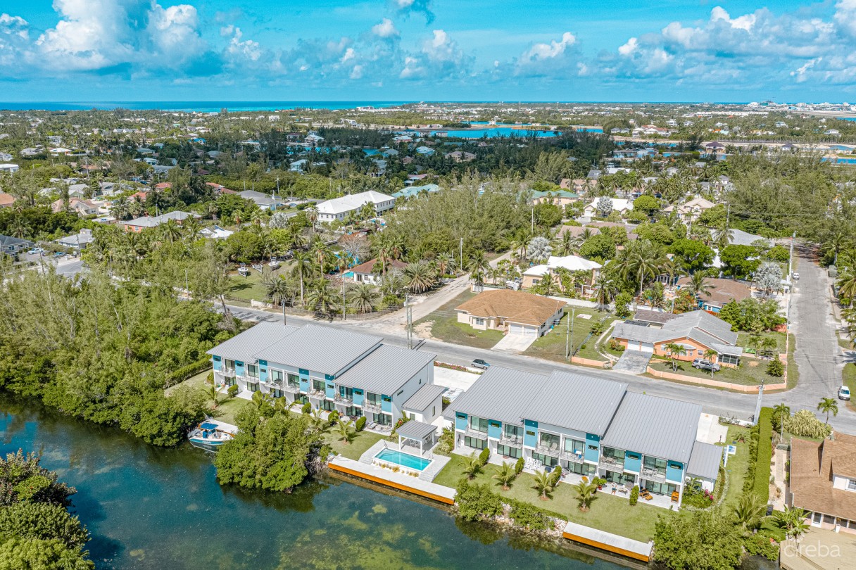 The Lagoons 3 Bed Waterfront Townhouse - Image 32