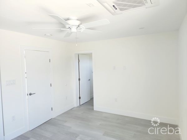 Emerald Point - Image 1