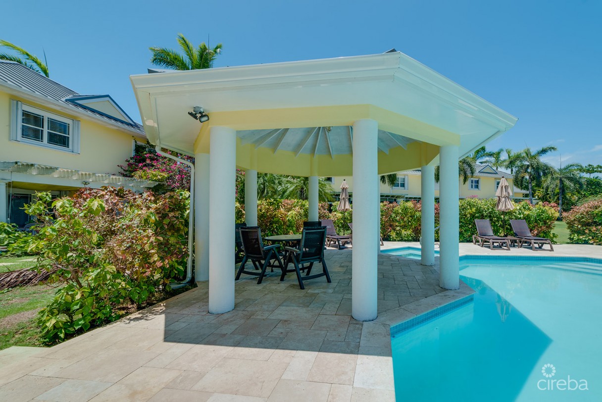 Spacious 3 Bed + Den Townhome At L'ambience - Image 21