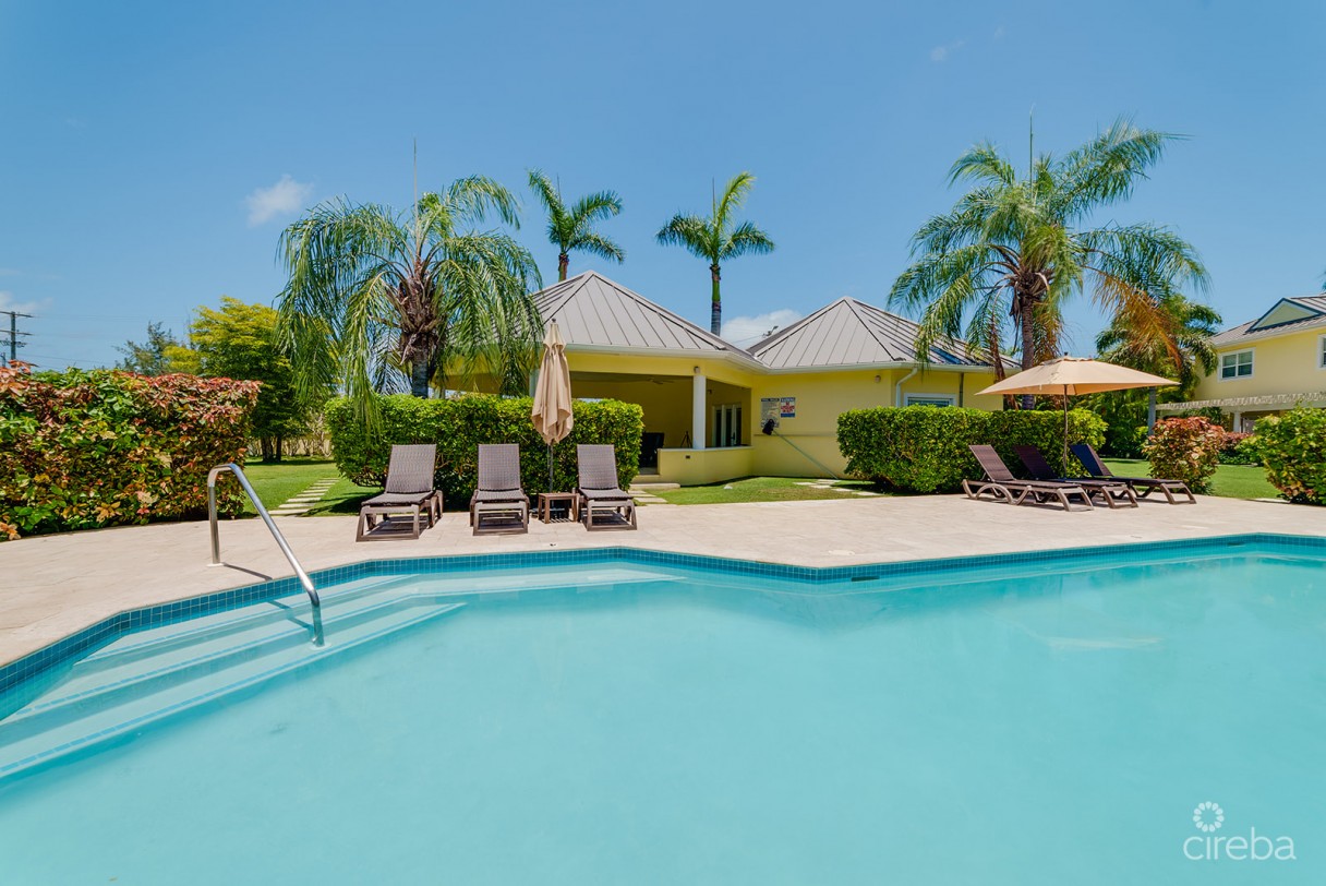 Spacious 3 Bed + Den Townhome At L'ambience - Image 22