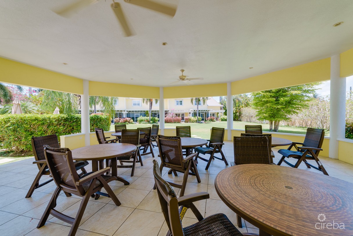 Spacious 3 Bed + Den Townhome At L'ambience - Image 19