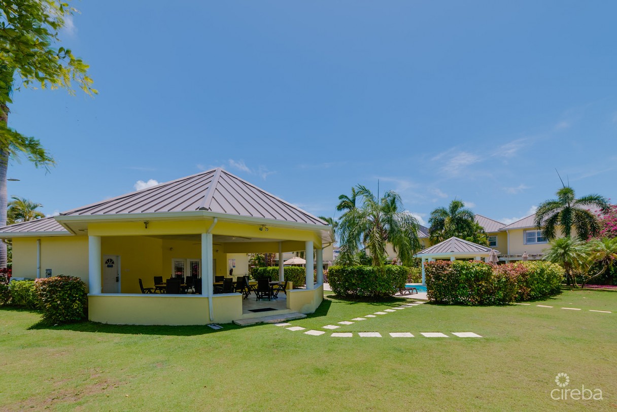 Spacious 3 Bed + Den Townhome At L'ambience - Image 18