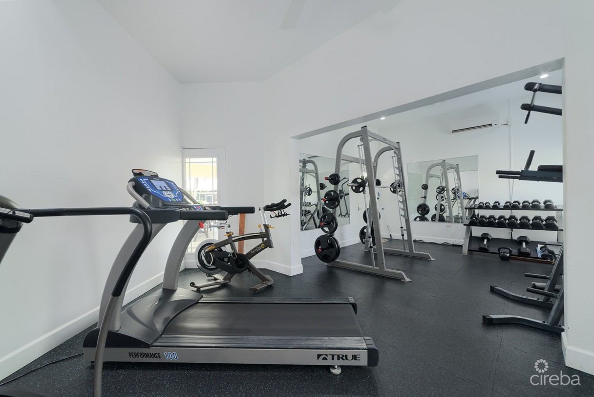 Spacious 3 Bed + Den Townhome At L'ambience - Image 23