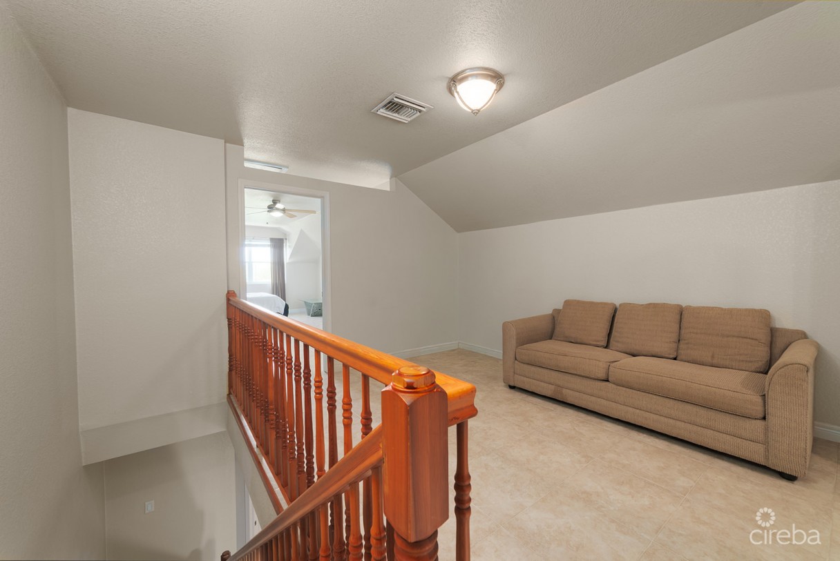 Spacious 3 Bed + Den Townhome At L'ambience - Image 12