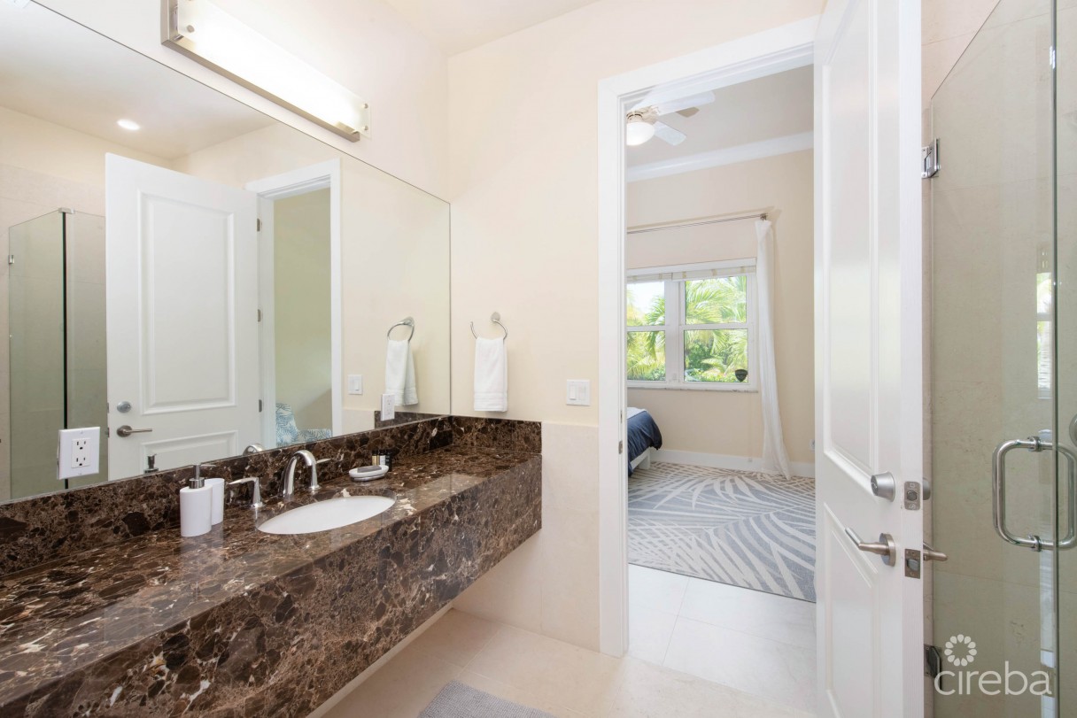 Ocean Kai Villa - Image 14