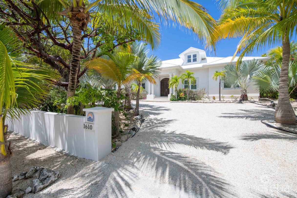 Ocean Kai Villa - Image 35