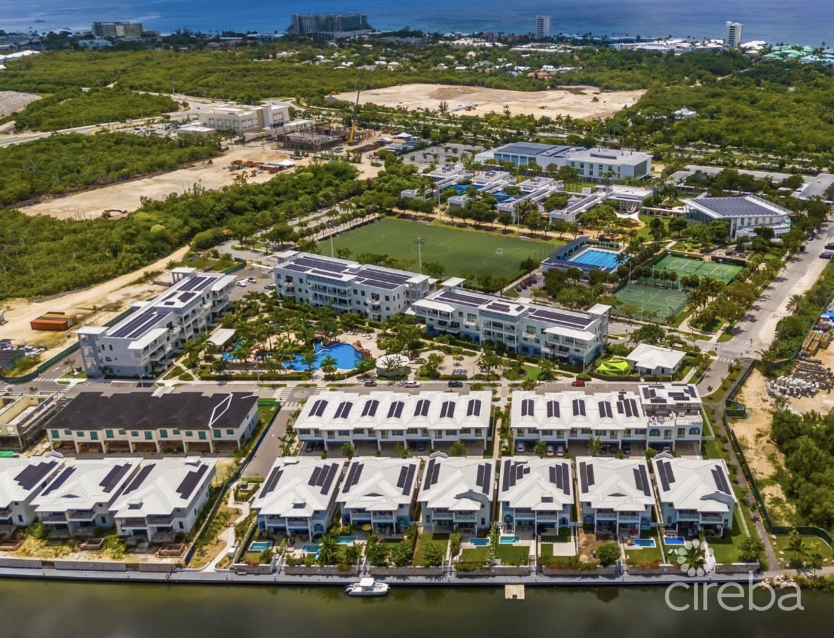 Olea 4 Bed 3 Storey End Unit - Image 8
