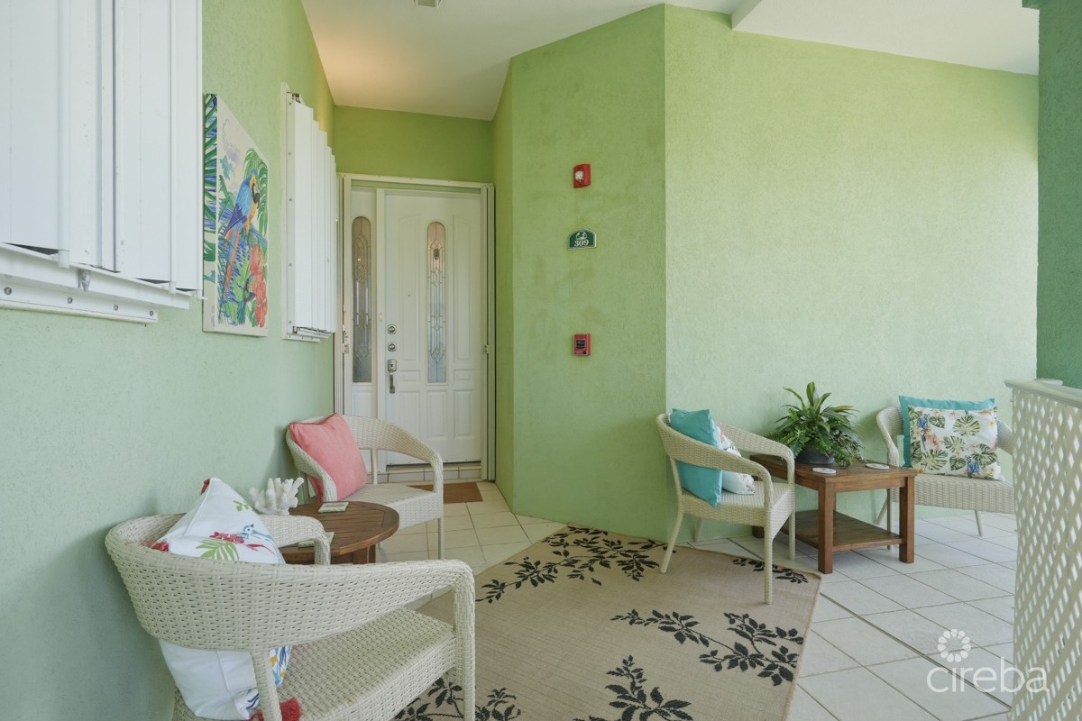 On The Bay Penthouse - Image 1