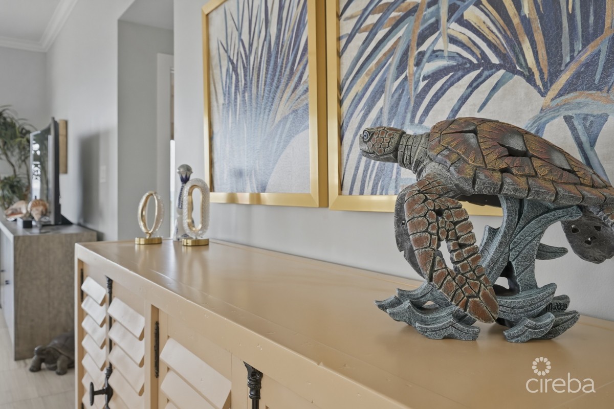 On The Bay Penthouse - Image 11