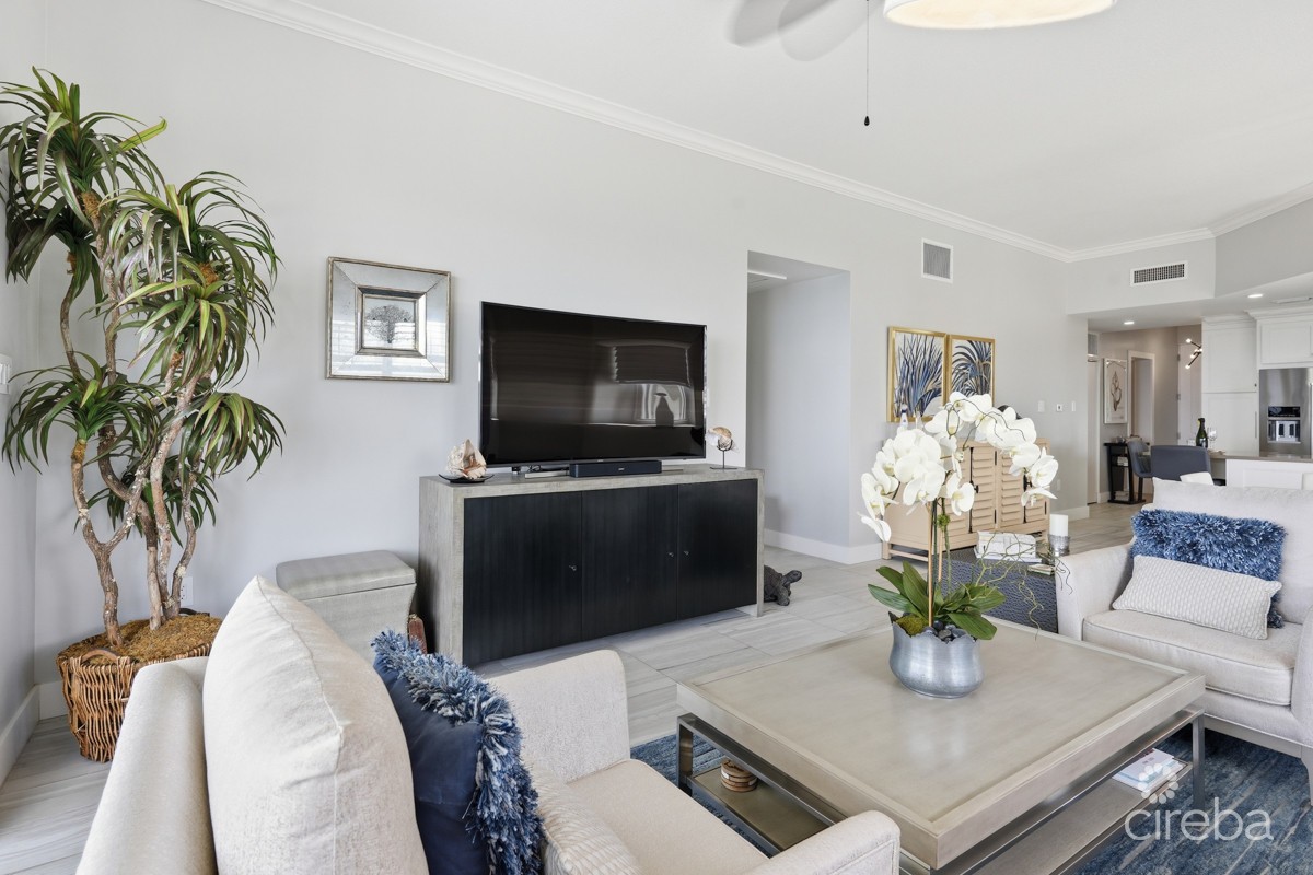 On The Bay Penthouse - Image 14