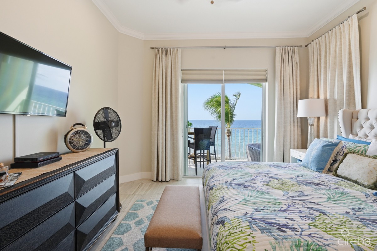 On The Bay Penthouse - Image 18