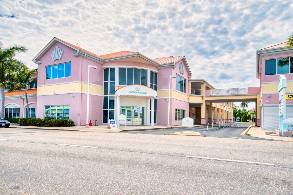 Crown Square | 16 Unit Commercial Investment Opportunity - Image 1