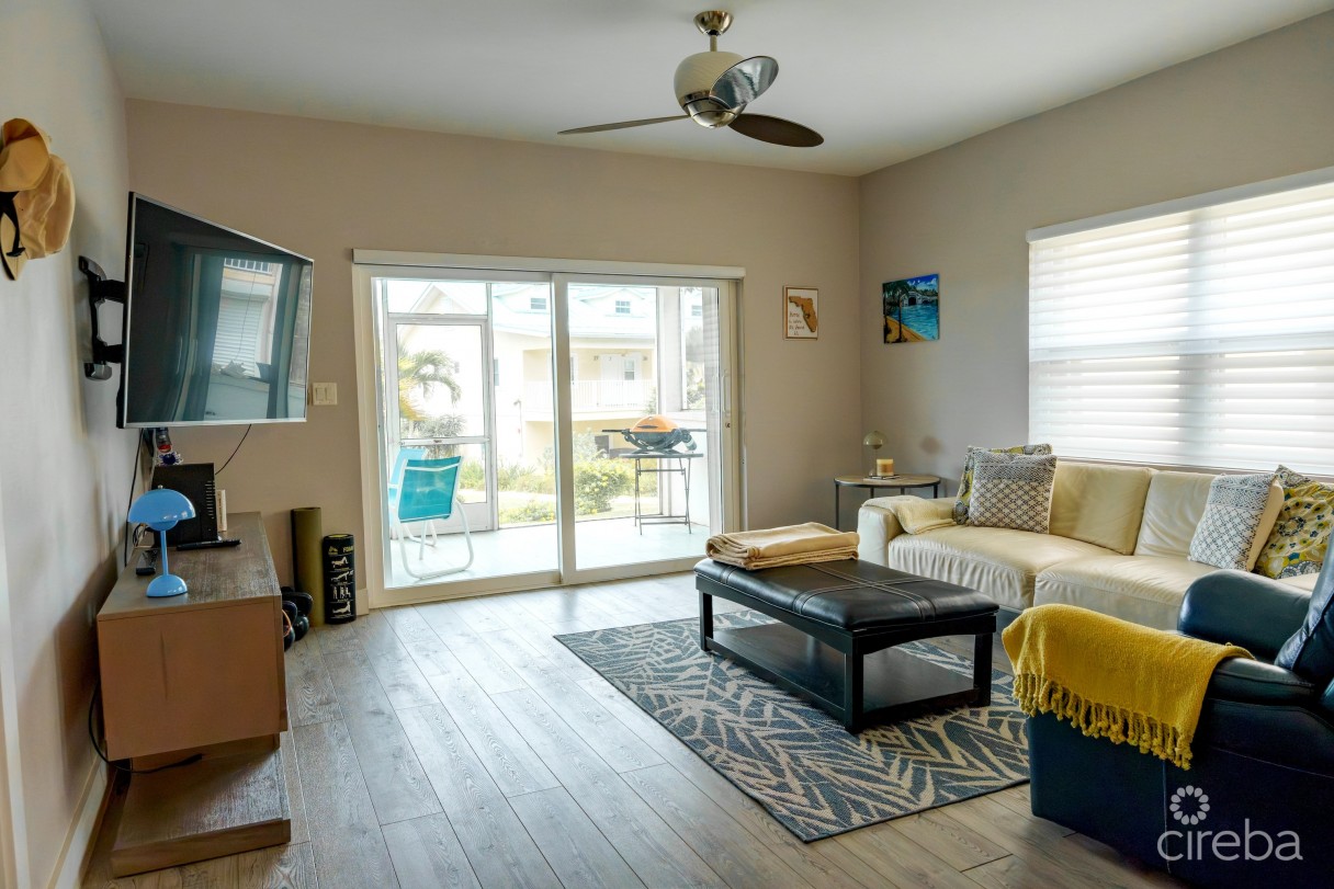 Coral Bay Village - Image 5
