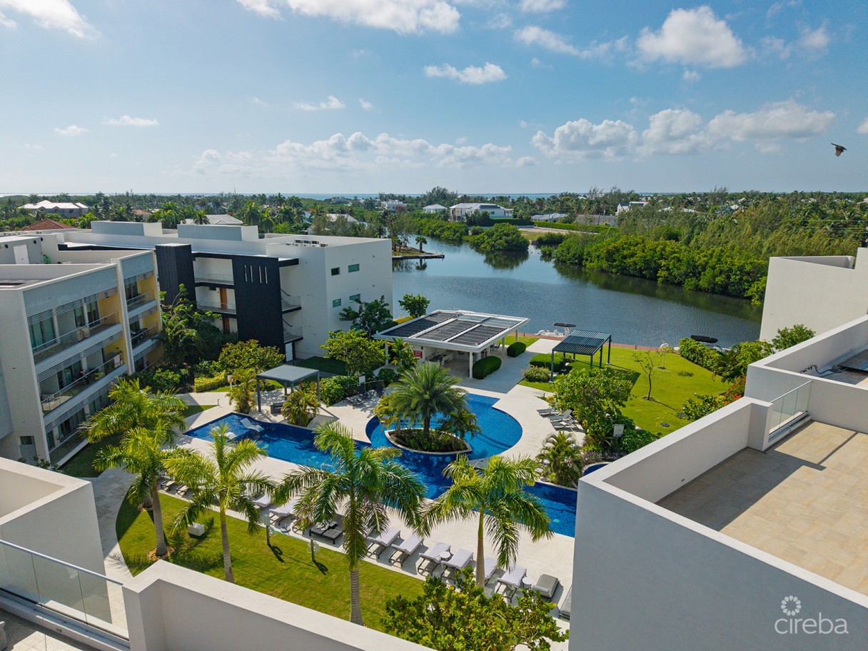 One Canal Point Penthouse With Covered Roof Terrace - Image 24