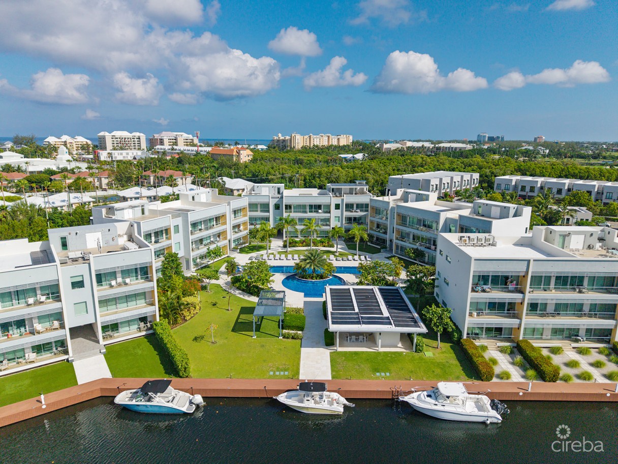 One Canal Point Penthouse With Covered Roof Terrace - Image 31