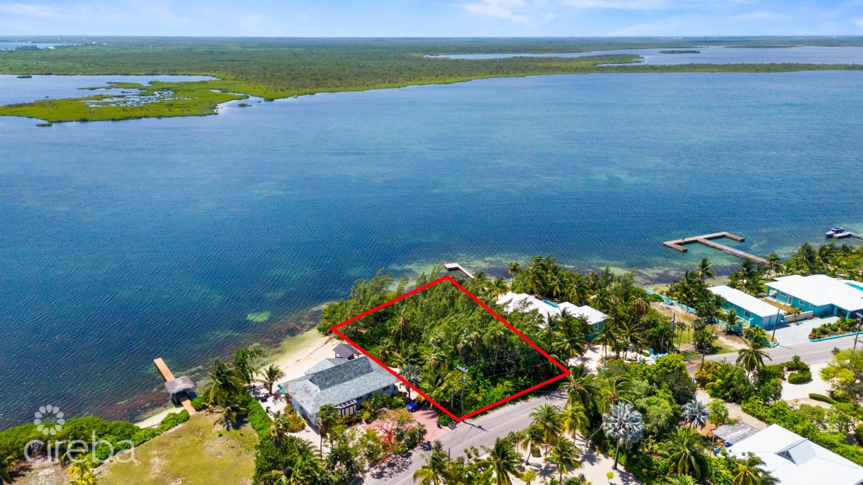 Rum Point / Kaibo Prime Beach Front Lot - Image 4