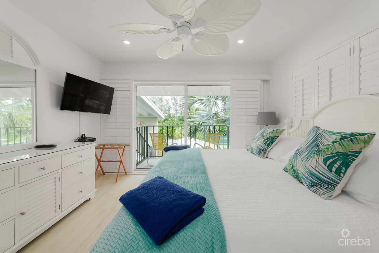 Renovated Penthouse Discovery Point Club - Image 8