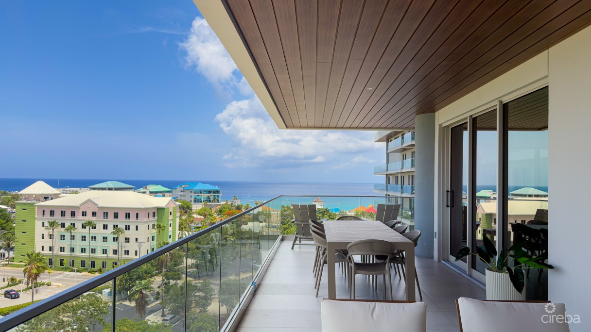 One Gt - Furnished 2 Bed With Den - Image 2