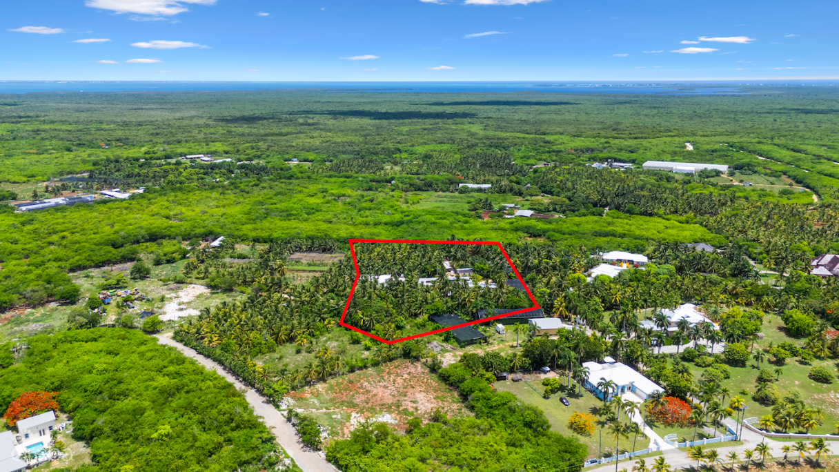3.235-acre Development Parcel With Operational Farm - Image 2