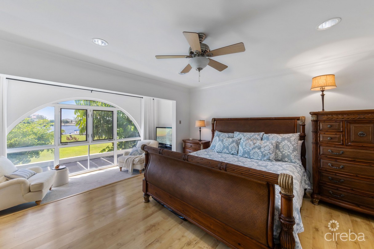 Lime Tree Bay Unique 4 Bed, 3.5 Bath With Water Views - Image 8